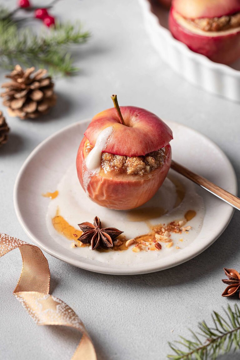 Veganer Bratapfel mit Vanillesoße ohne Marzipan und ohne Rosinen ...