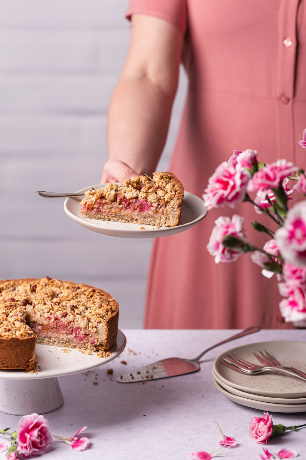 Veganer, Glutenfreier Rhabarberkuchen mit Streuseln Ohne Zucker